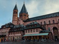 Der Dom in der rheinland-pfälzischen Landeshauptstadt Mainz. (Quelle: Bild von Markus Winkler auf Pixabay)